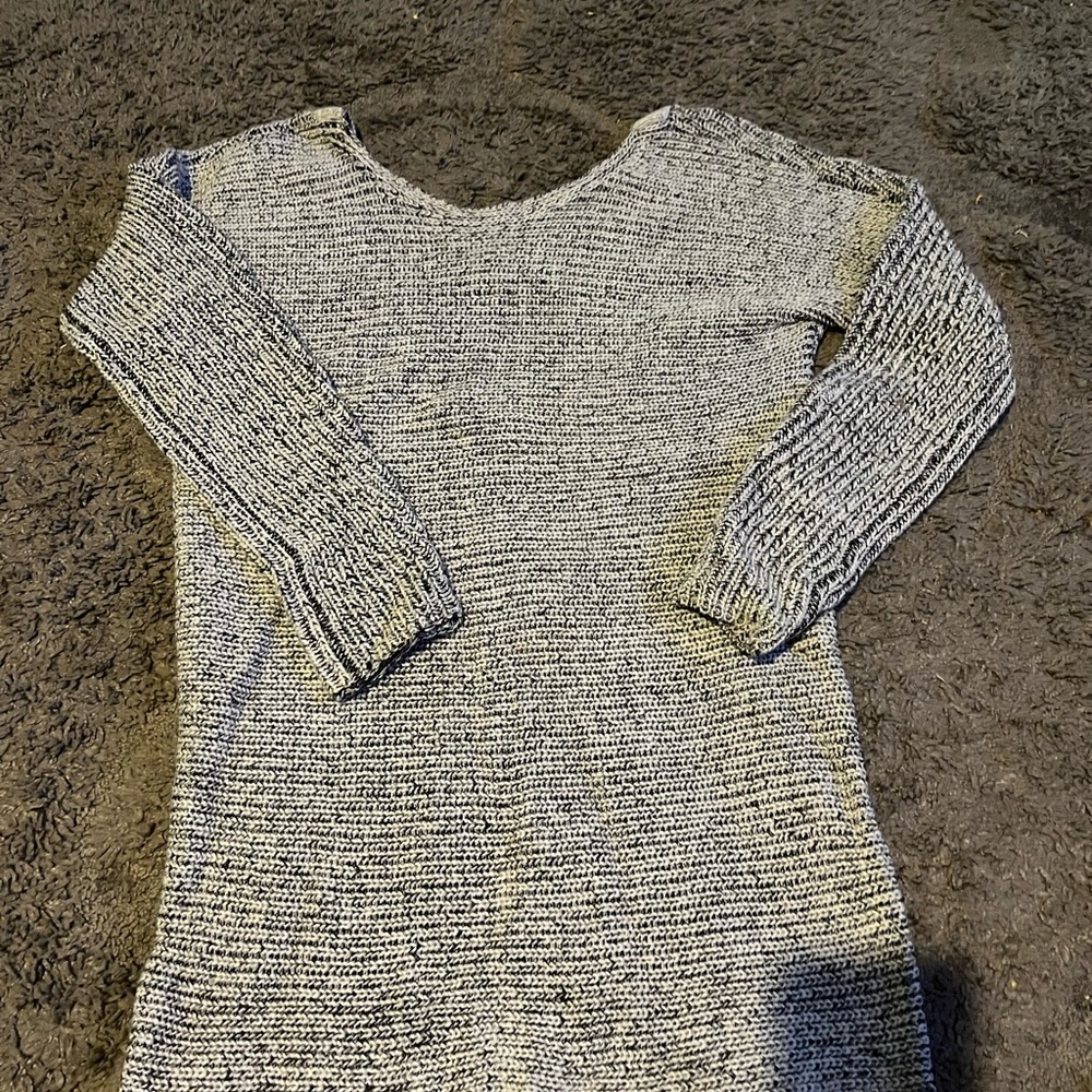 Bar LLL Gray Long Sleeve Knit Sweater Size‎ XXS Chis Cross Back Women's